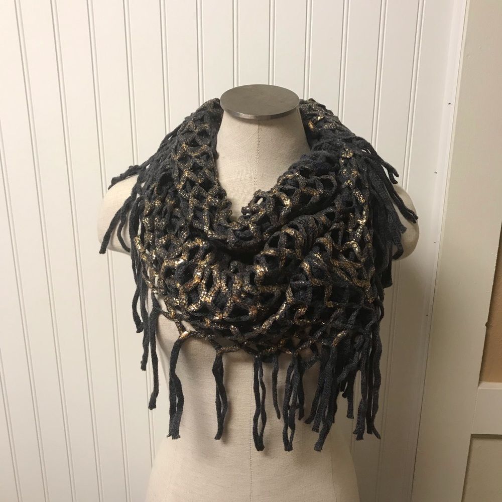 D&Y Gray & Gold Fringed Infinity Scarf